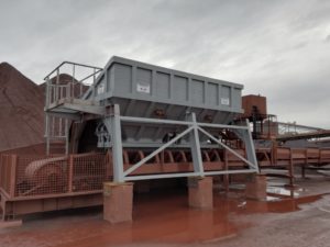 bulk-handling-transportbandrollen-trommels-en-systemen